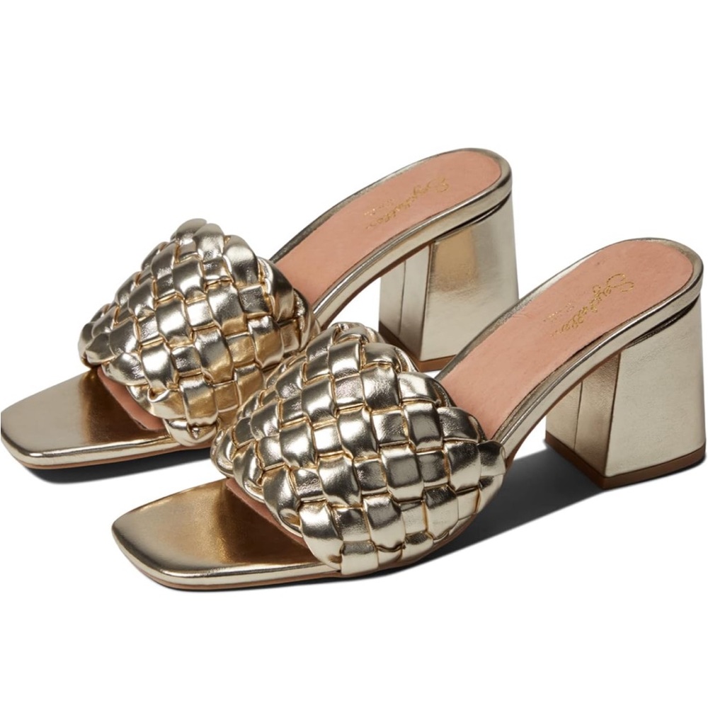 NWT Seychelles Connoisseur Gold Heels
